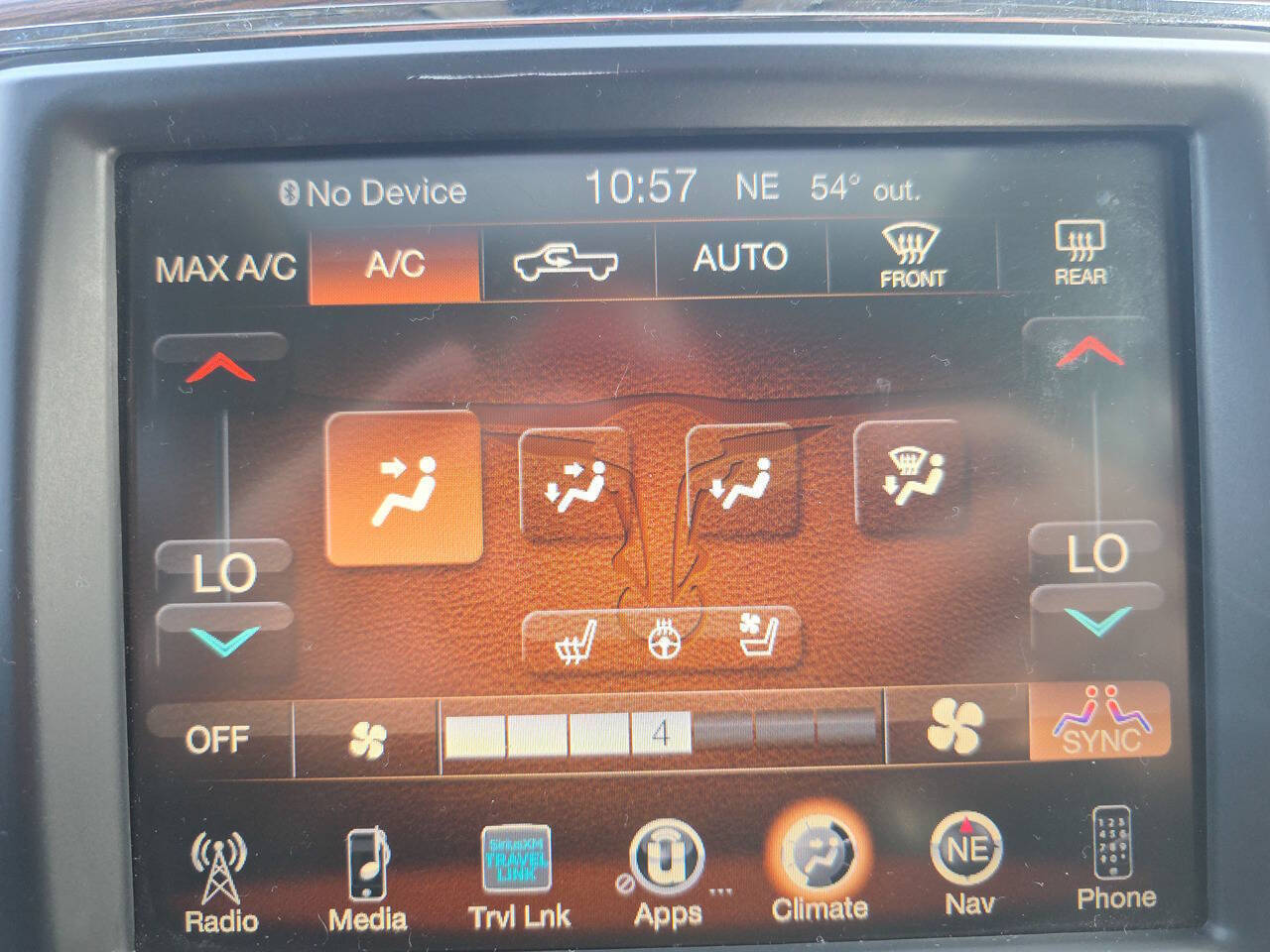 2016 RAM 1500 Laramie 4x4 4dr Crew Cab 5.5 ft. SB Pickup