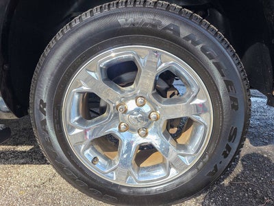 2016 RAM 1500 Laramie 4x4 4dr Crew Cab 5.5 ft. SB Pickup