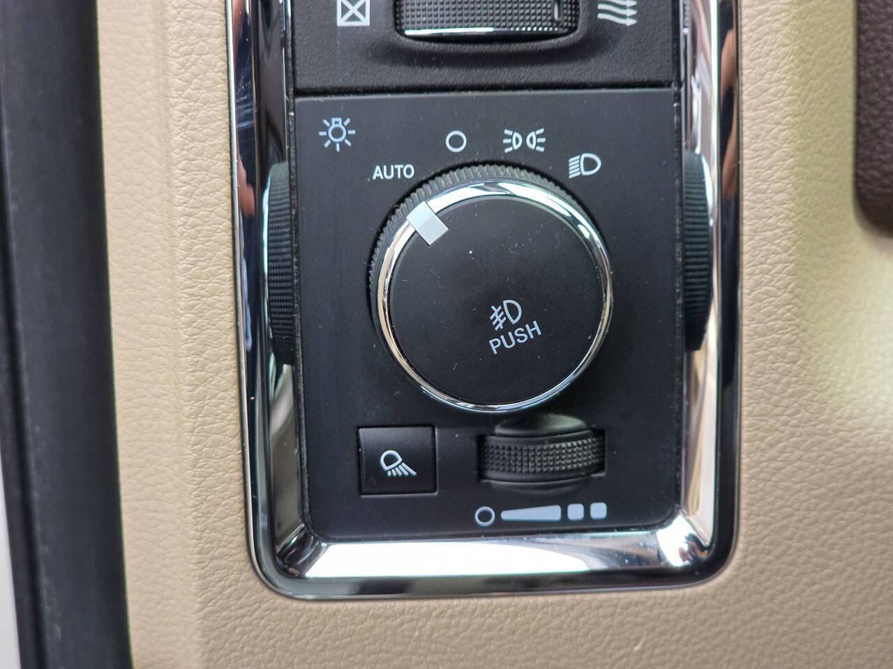 2018 RAM 1500 Laramie Longhorn 4x4 4dr Crew Cab 5.5 ft. SB Pickup