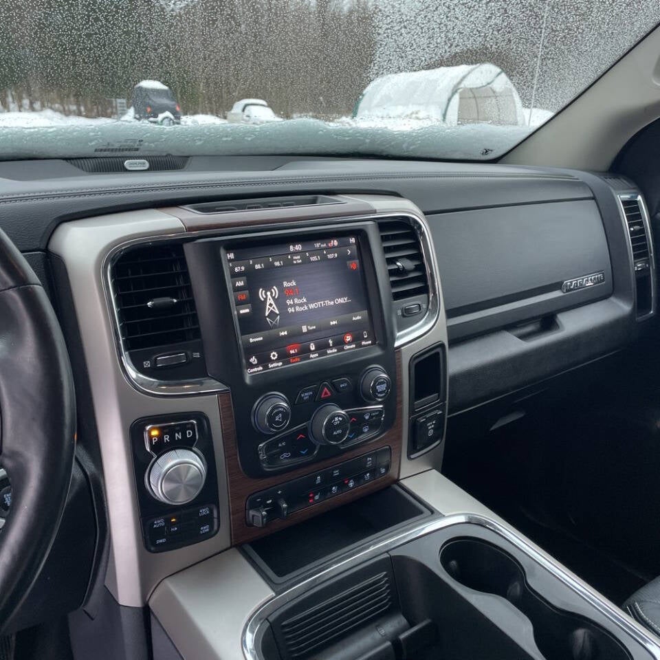 2018 RAM 1500 Laramie 4x4 4dr Crew Cab 6.3 ft. SB Pickup
