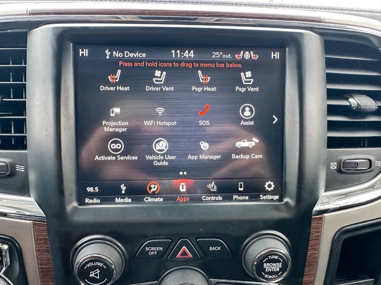 2018 RAM 1500 Laramie 4x4 4dr Crew Cab 6.3 ft. SB Pickup