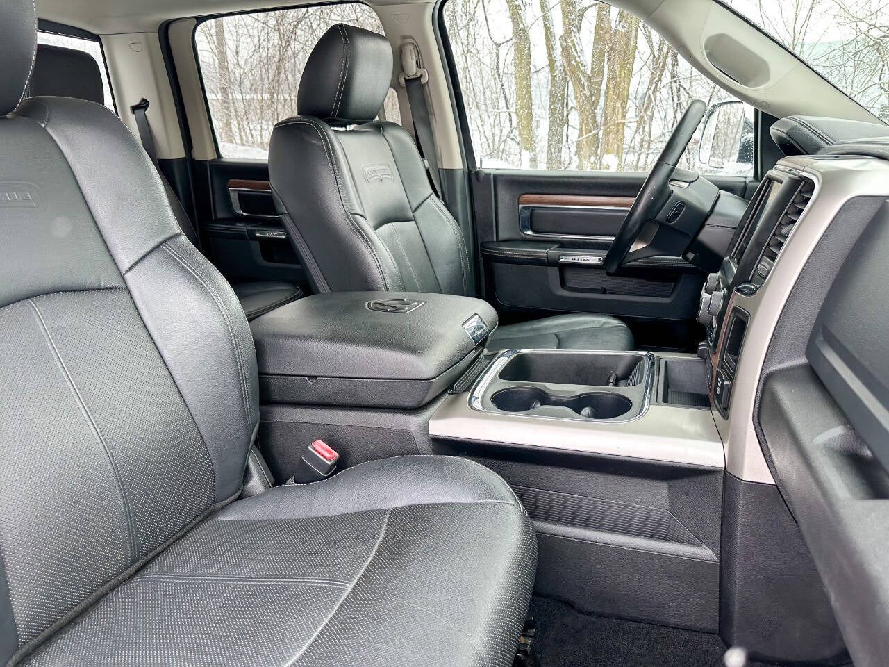 2018 RAM 1500 Laramie 4x4 4dr Crew Cab 6.3 ft. SB Pickup