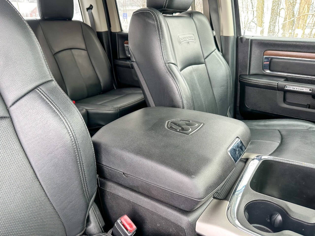 2018 RAM 1500 Laramie 4x4 4dr Crew Cab 6.3 ft. SB Pickup