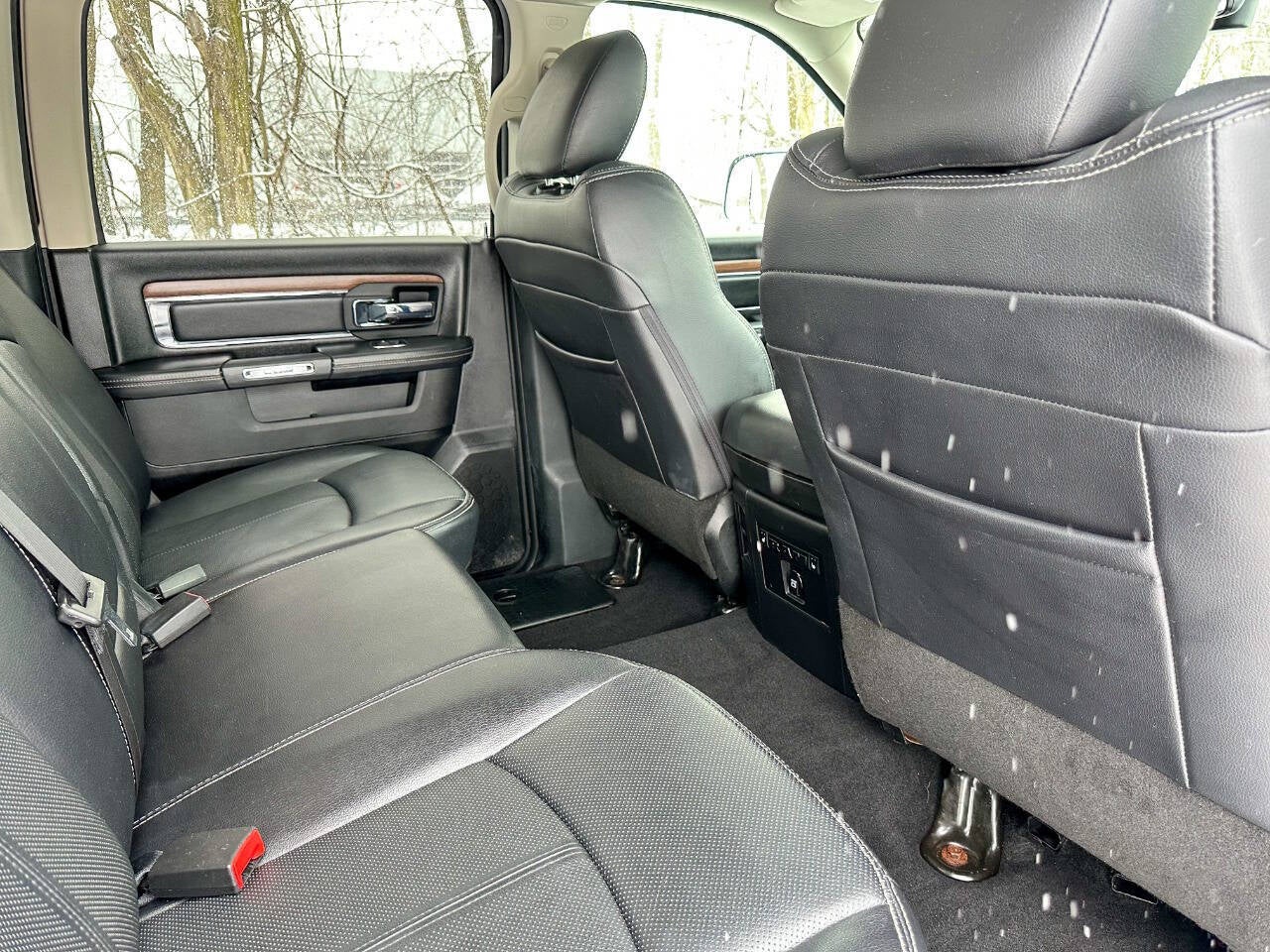 2018 RAM 1500 Laramie 4x4 4dr Crew Cab 6.3 ft. SB Pickup