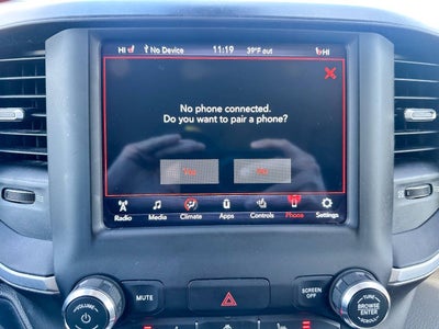 2020 RAM 1500 Big Horn 4x4 4dr Crew Cab 5.6 ft. SB Pickup