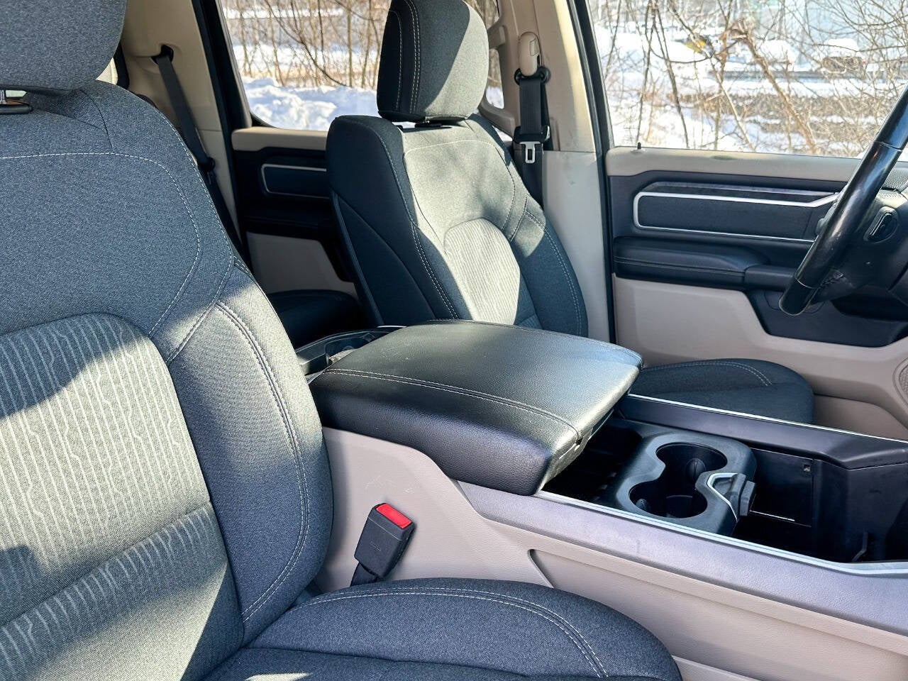 2020 RAM 1500 Big Horn 4x4 4dr Crew Cab 5.6 ft. SB Pickup