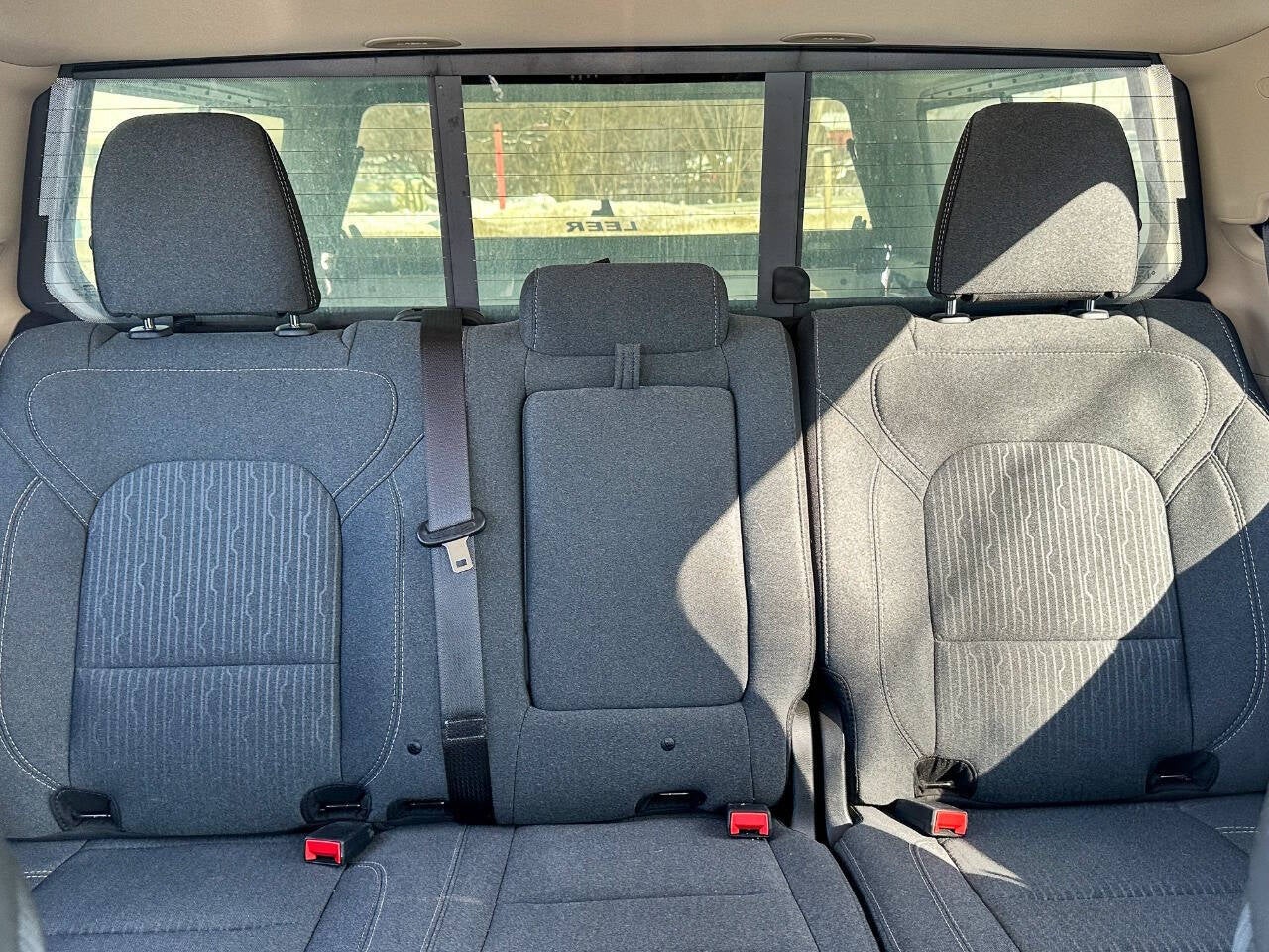 2020 RAM 1500 Big Horn 4x4 4dr Crew Cab 5.6 ft. SB Pickup