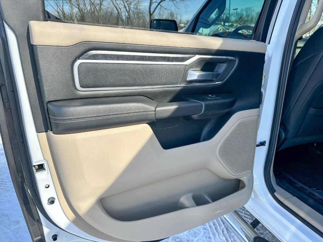 2020 RAM 1500 Big Horn 4x4 4dr Crew Cab 5.6 ft. SB Pickup