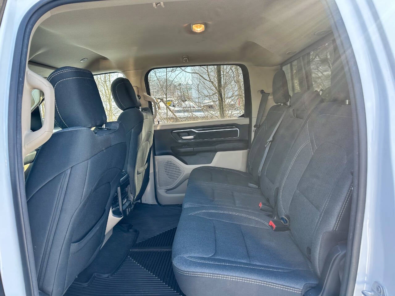 2020 RAM 1500 Big Horn 4x4 4dr Crew Cab 5.6 ft. SB Pickup