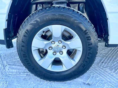 2020 RAM 1500 Big Horn 4x4 4dr Crew Cab 5.6 ft. SB Pickup