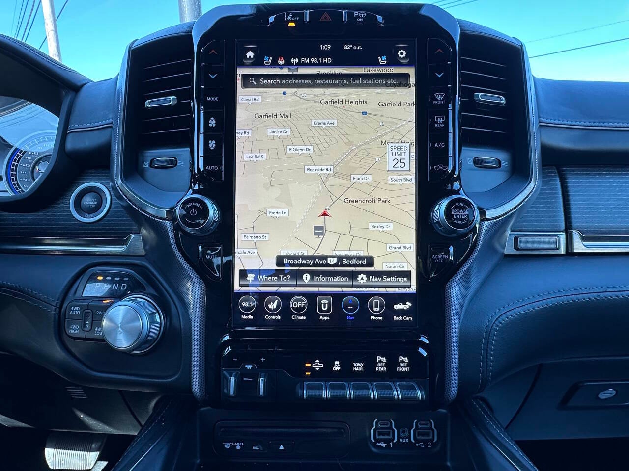 2019 RAM 1500 Limited 4x4 4dr Crew Cab 5.6 ft. SB Pickup
