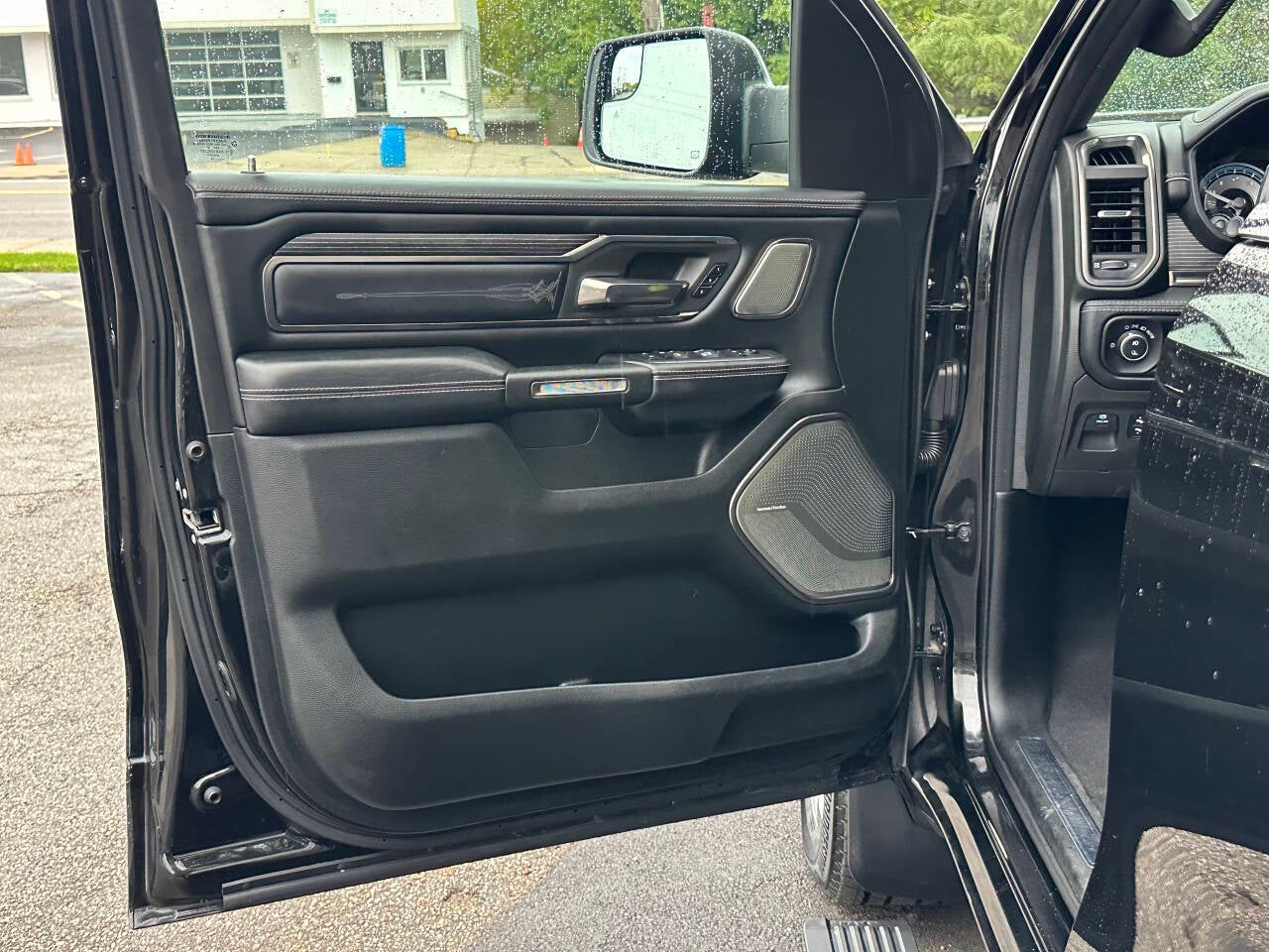 2019 RAM 1500 Limited 4x4 4dr Crew Cab 5.6 ft. SB Pickup