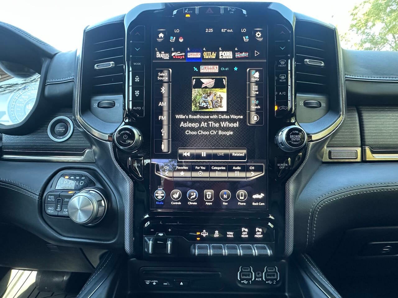 2019 RAM 1500 Limited 4x4 4dr Crew Cab 5.6 ft. SB Pickup
