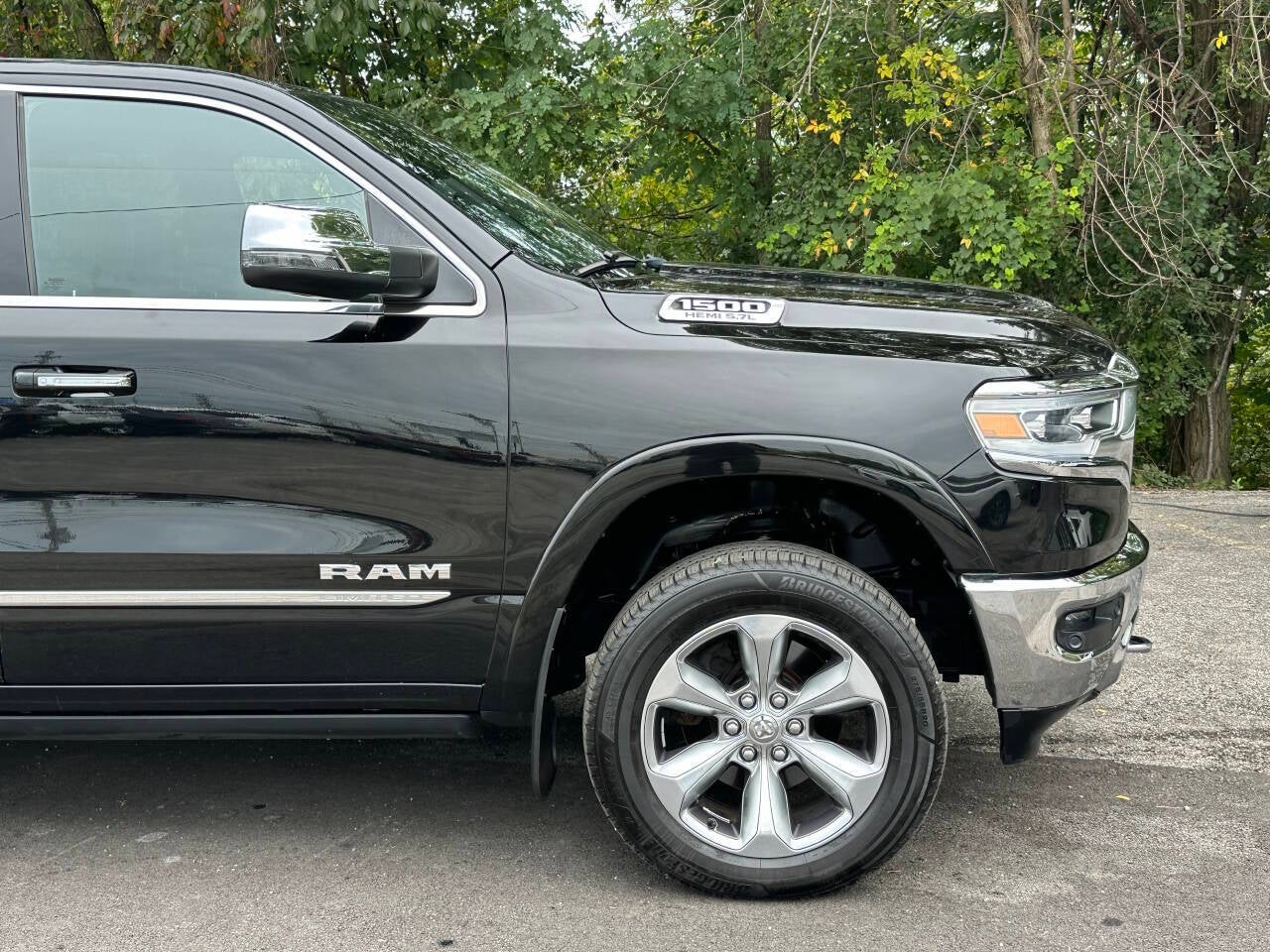 2019 RAM 1500 Limited 4x4 4dr Crew Cab 5.6 ft. SB Pickup