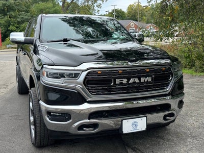 2019 RAM 1500 Limited 4x4 4dr Crew Cab 5.6 ft. SB Pickup