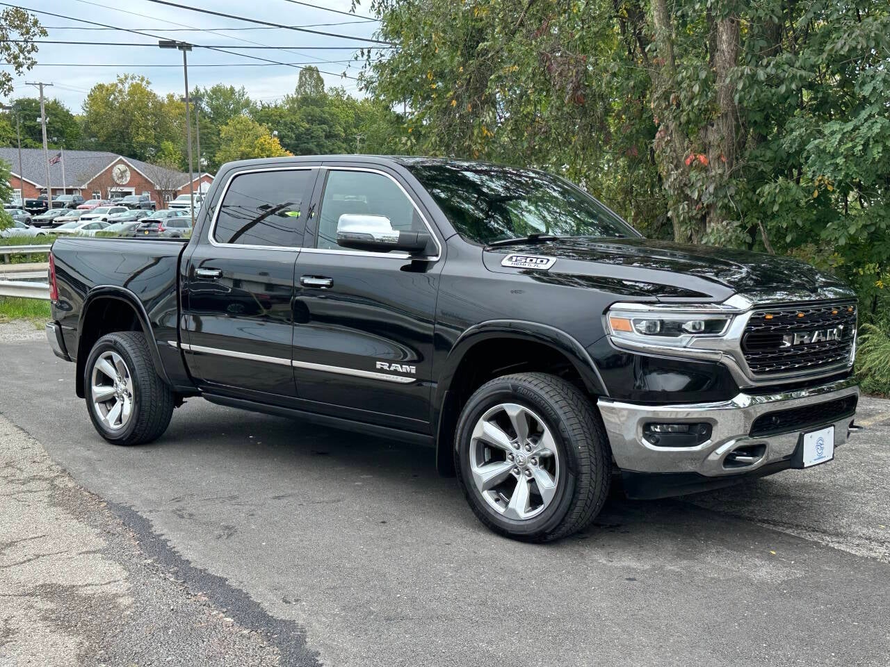 2019 RAM 1500 Limited 4x4 4dr Crew Cab 5.6 ft. SB Pickup