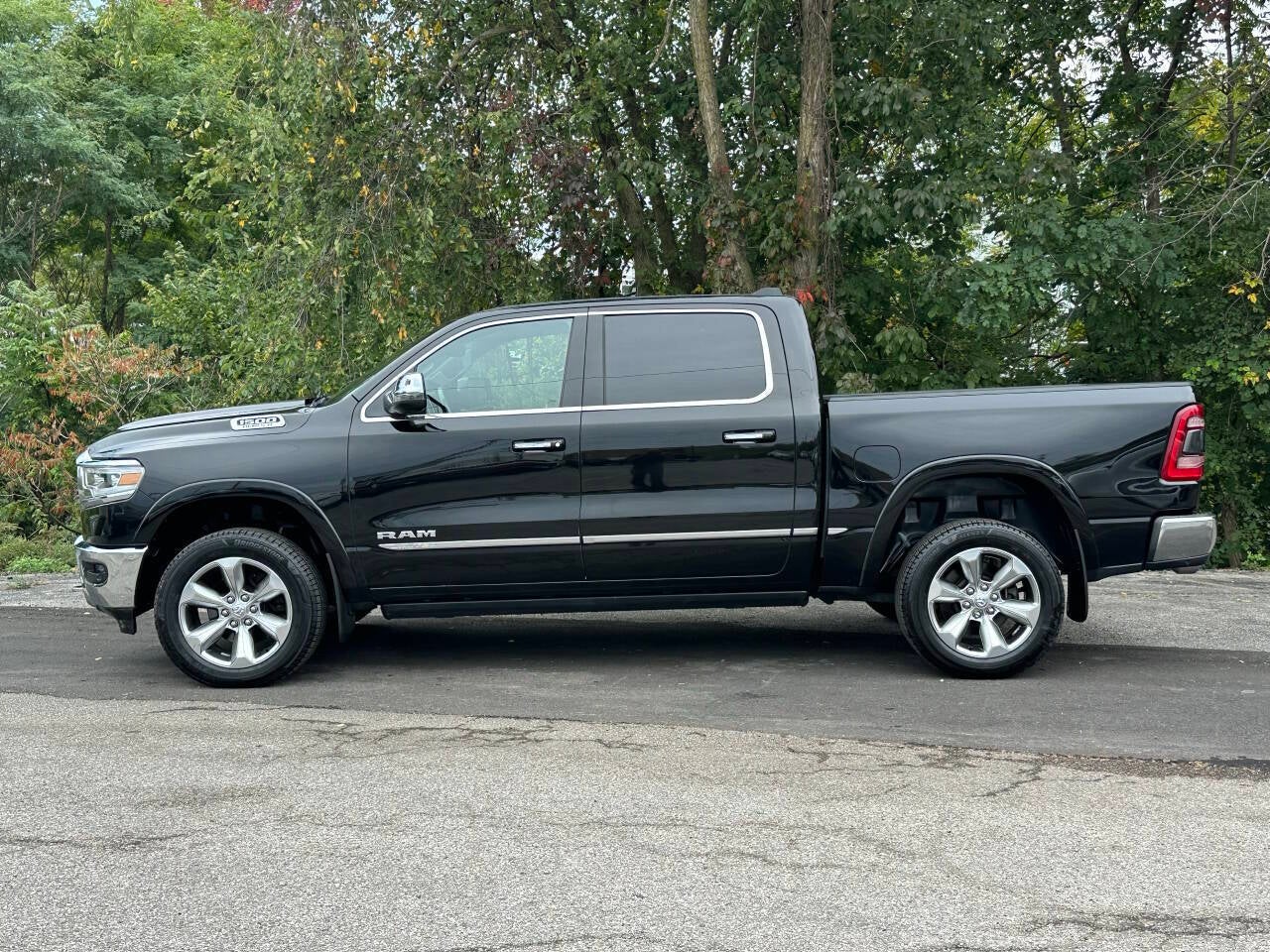 2019 RAM 1500 Limited 4x4 4dr Crew Cab 5.6 ft. SB Pickup