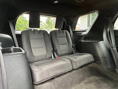 2017 Ford Explorer XLT AWD 4dr SUV