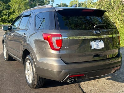2017 Ford Explorer XLT AWD 4dr SUV