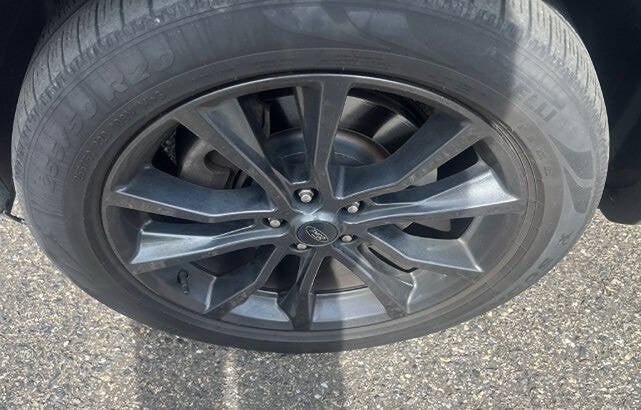 2019 Ford Explorer XLT AWD 4dr SUV