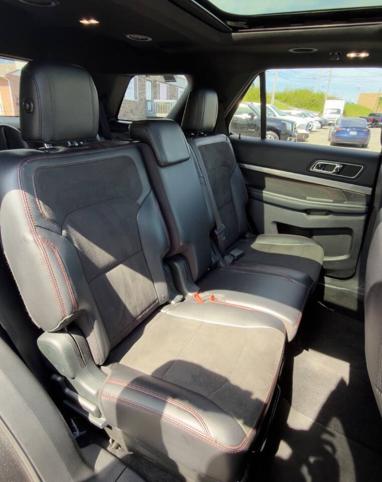 2019 Ford Explorer XLT AWD 4dr SUV