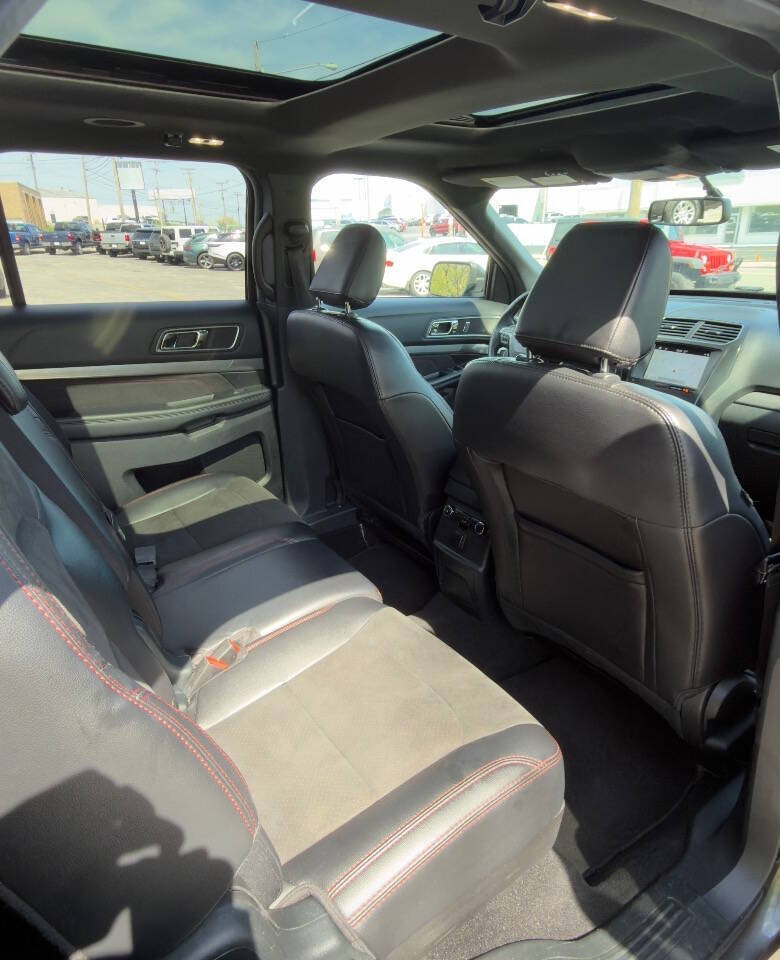 2019 Ford Explorer XLT AWD 4dr SUV