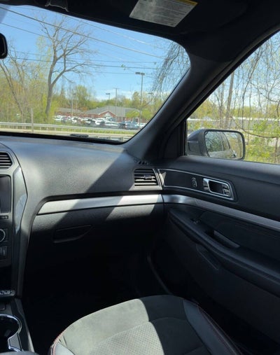 2019 Ford Explorer XLT AWD 4dr SUV