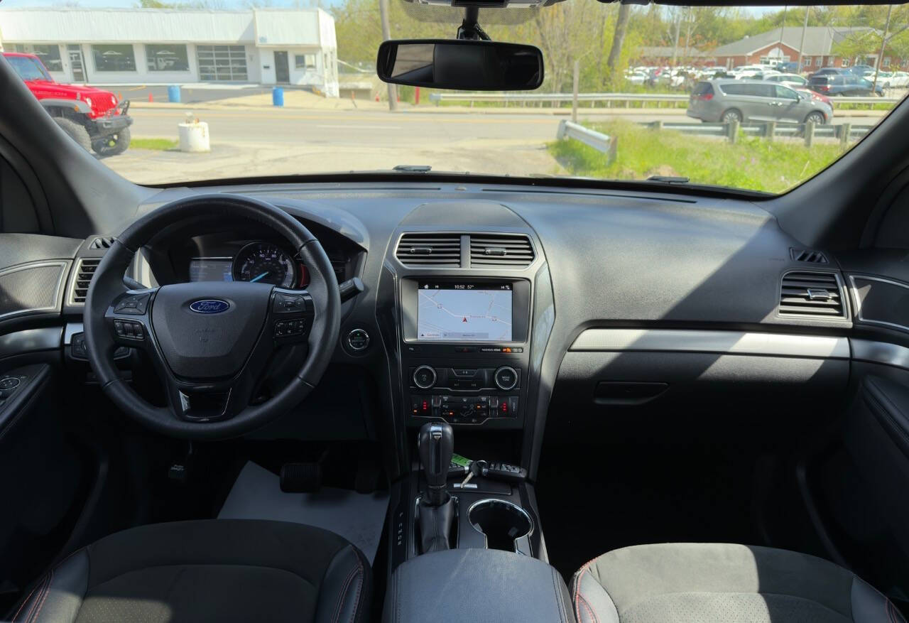 2019 Ford Explorer XLT AWD 4dr SUV
