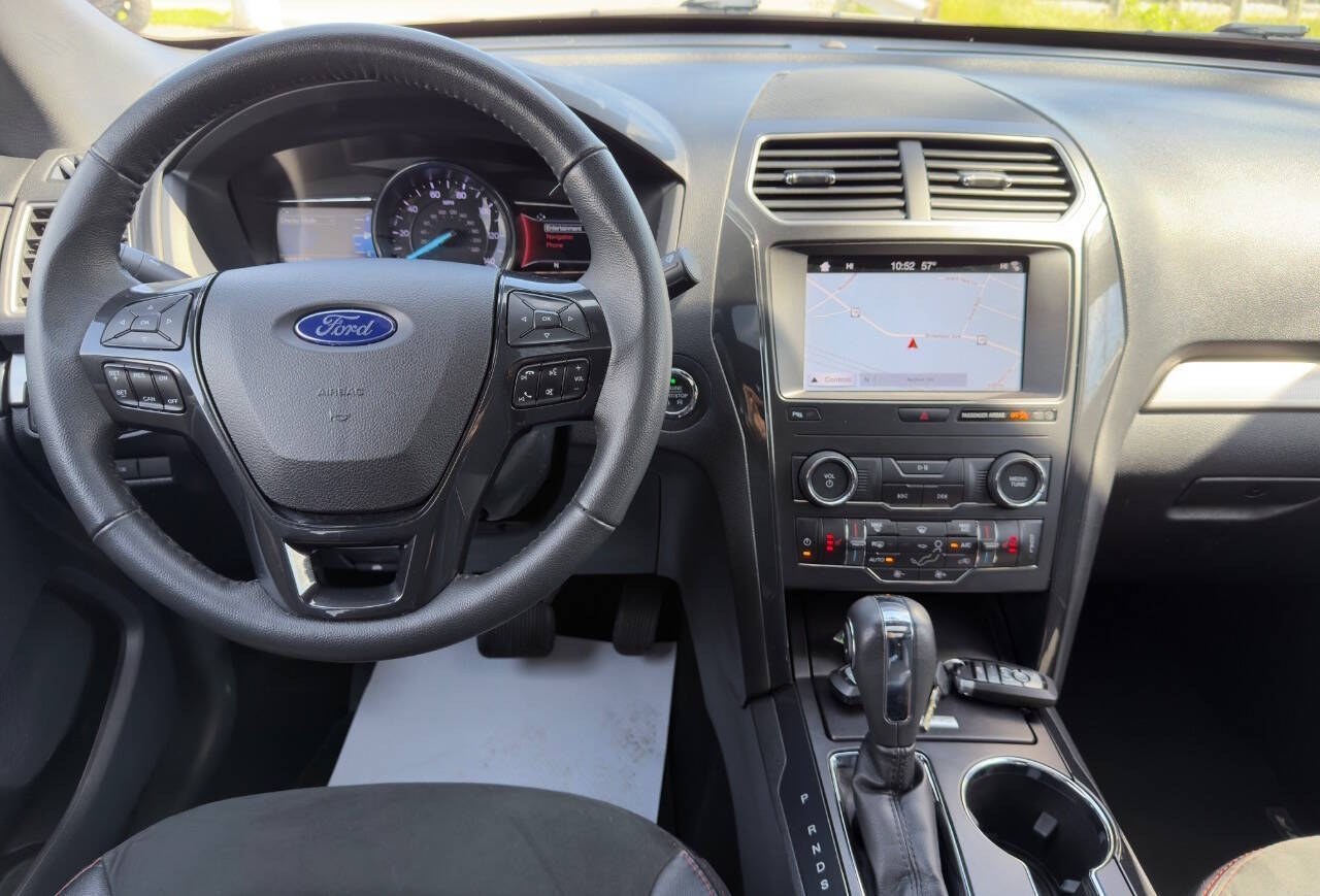 2019 Ford Explorer XLT AWD 4dr SUV