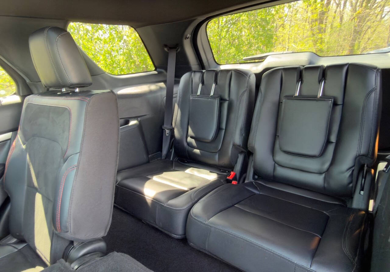 2019 Ford Explorer XLT AWD 4dr SUV
