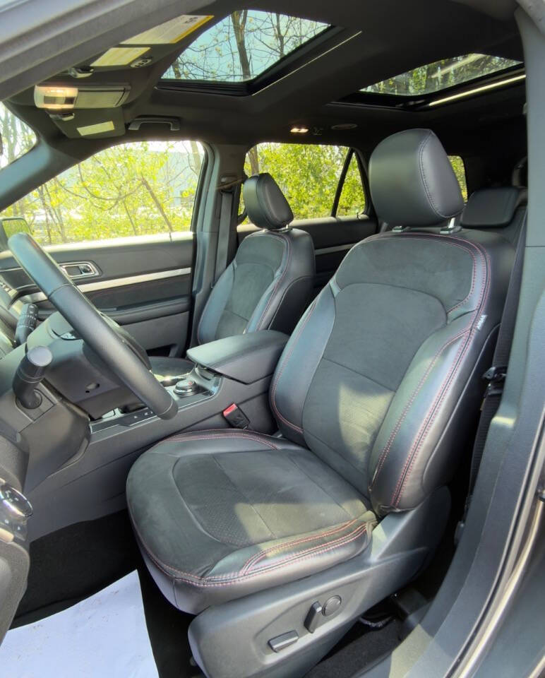 2019 Ford Explorer XLT AWD 4dr SUV