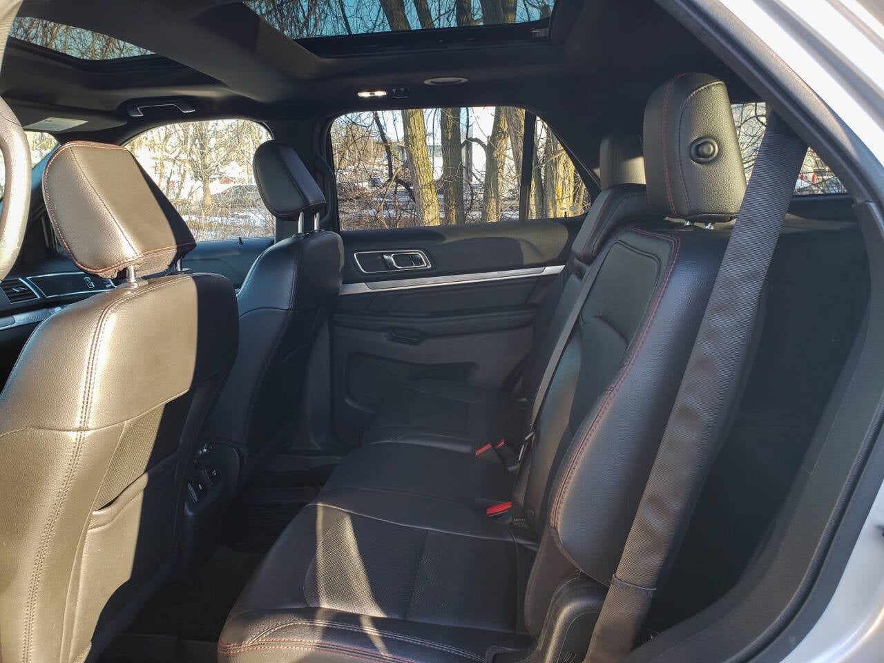 2018 Ford Explorer Sport AWD 4dr SUV