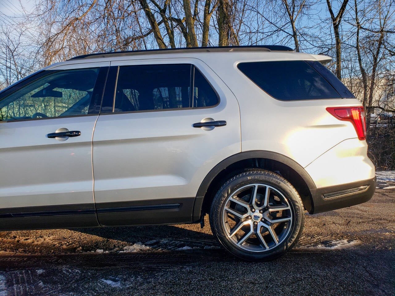 2018 Ford Explorer Sport AWD 4dr SUV