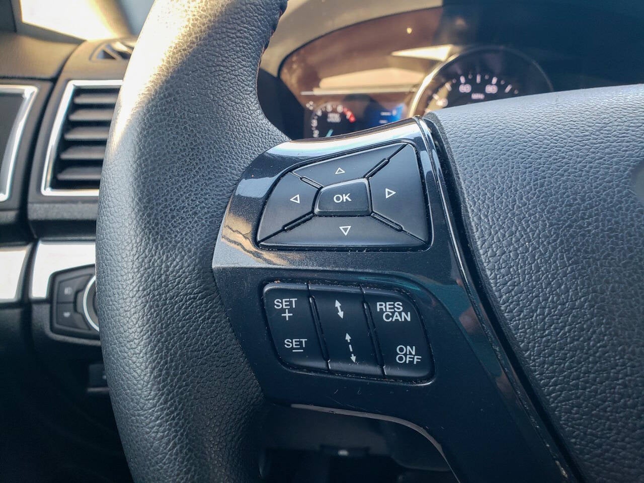 2018 Ford Explorer Sport AWD 4dr SUV