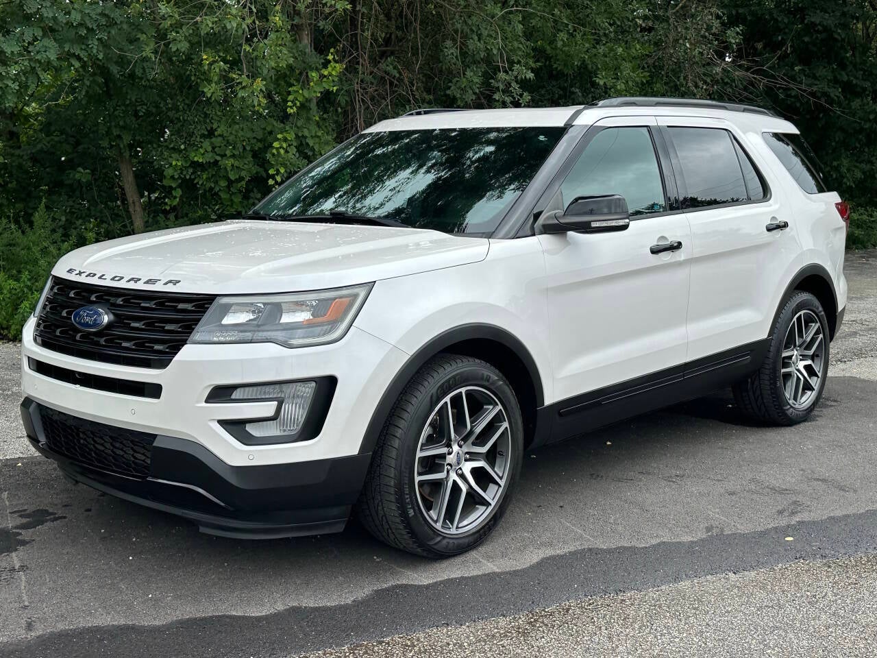 2017 Ford Explorer Sport AWD 4dr SUV