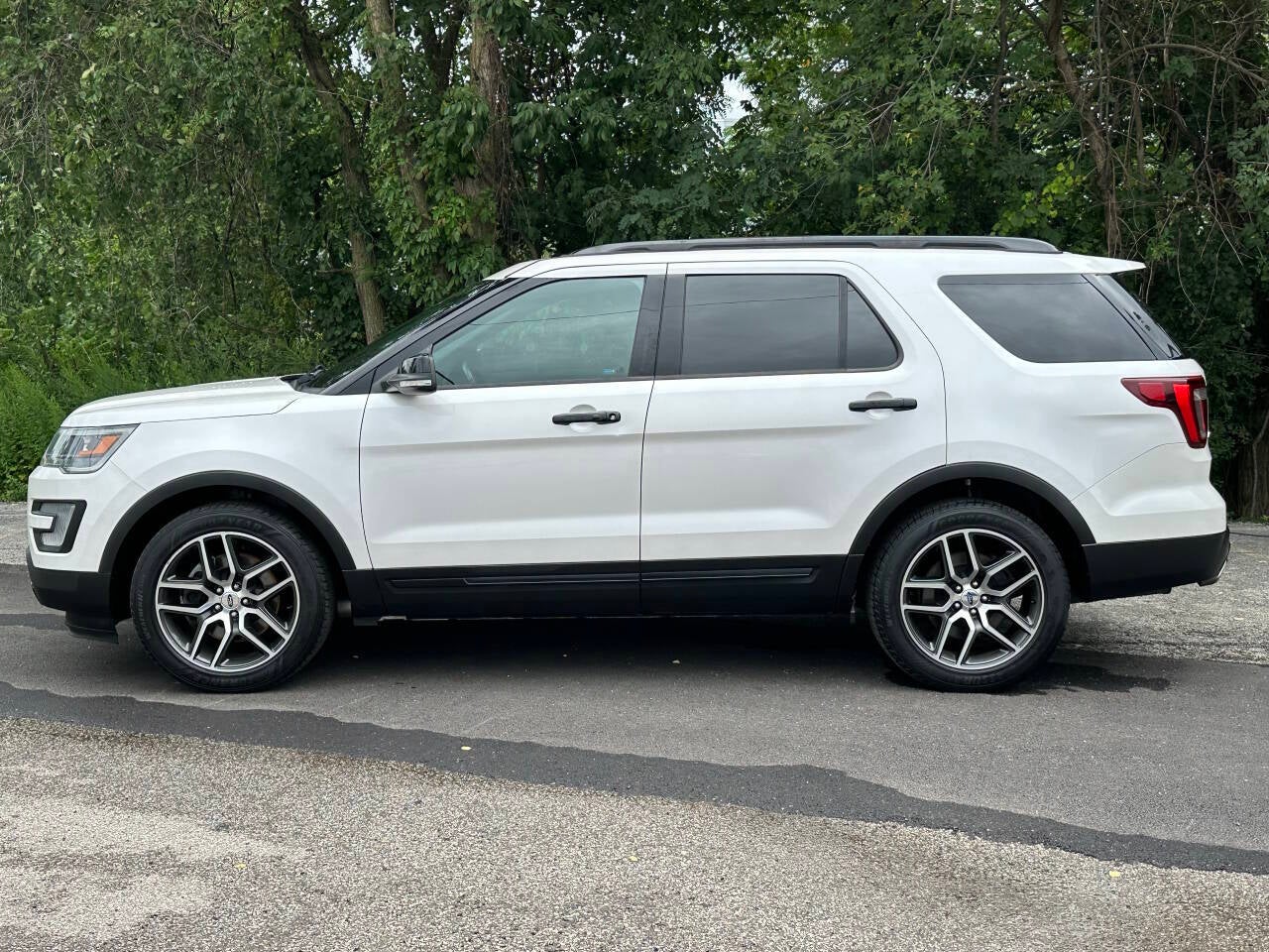 2017 Ford Explorer Sport AWD 4dr SUV