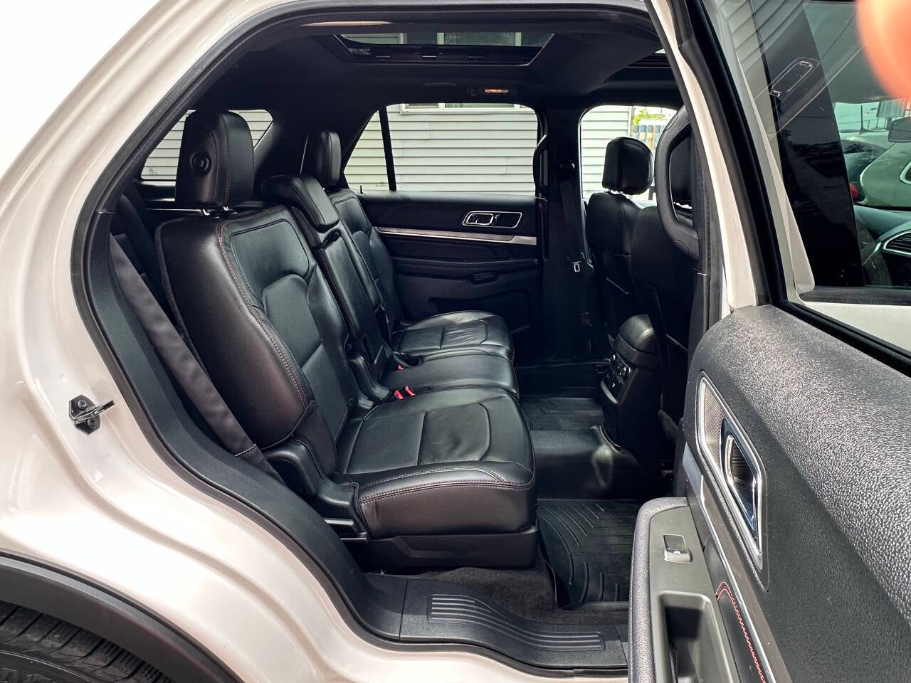 2017 Ford Explorer Sport AWD 4dr SUV