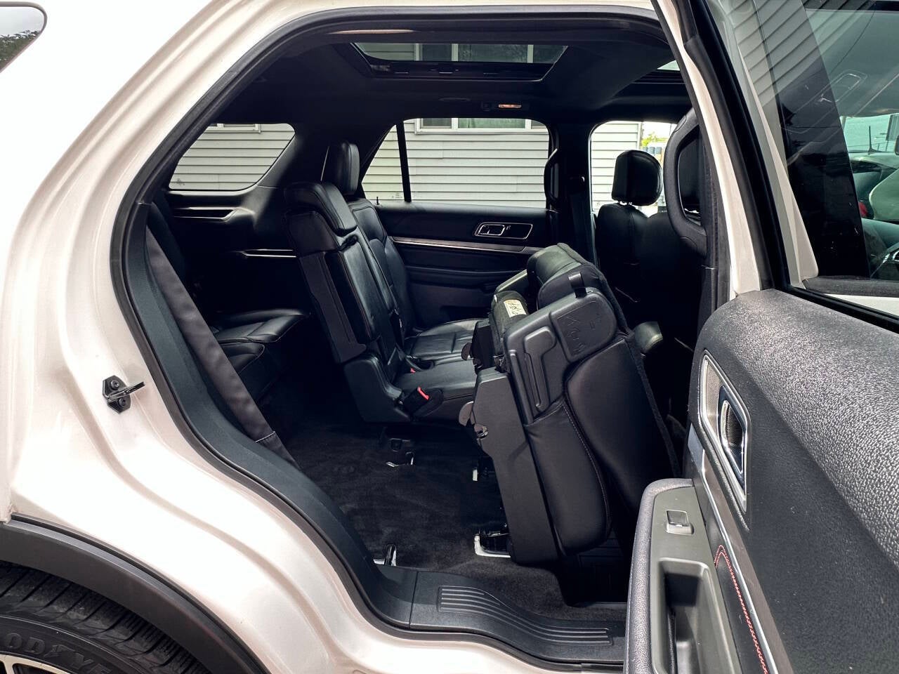 2017 Ford Explorer Sport AWD 4dr SUV