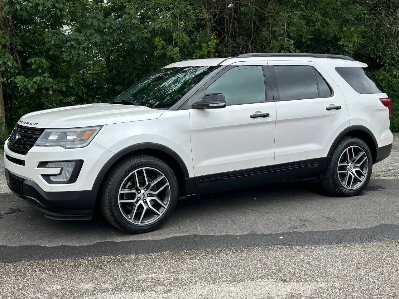 2017 Ford Explorer Sport AWD 4dr SUV