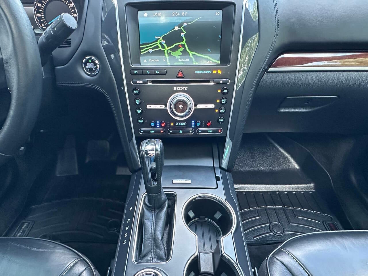 2018 Ford Explorer Platinum AWD 4dr SUV