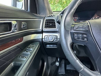 2018 Ford Explorer Platinum AWD 4dr SUV