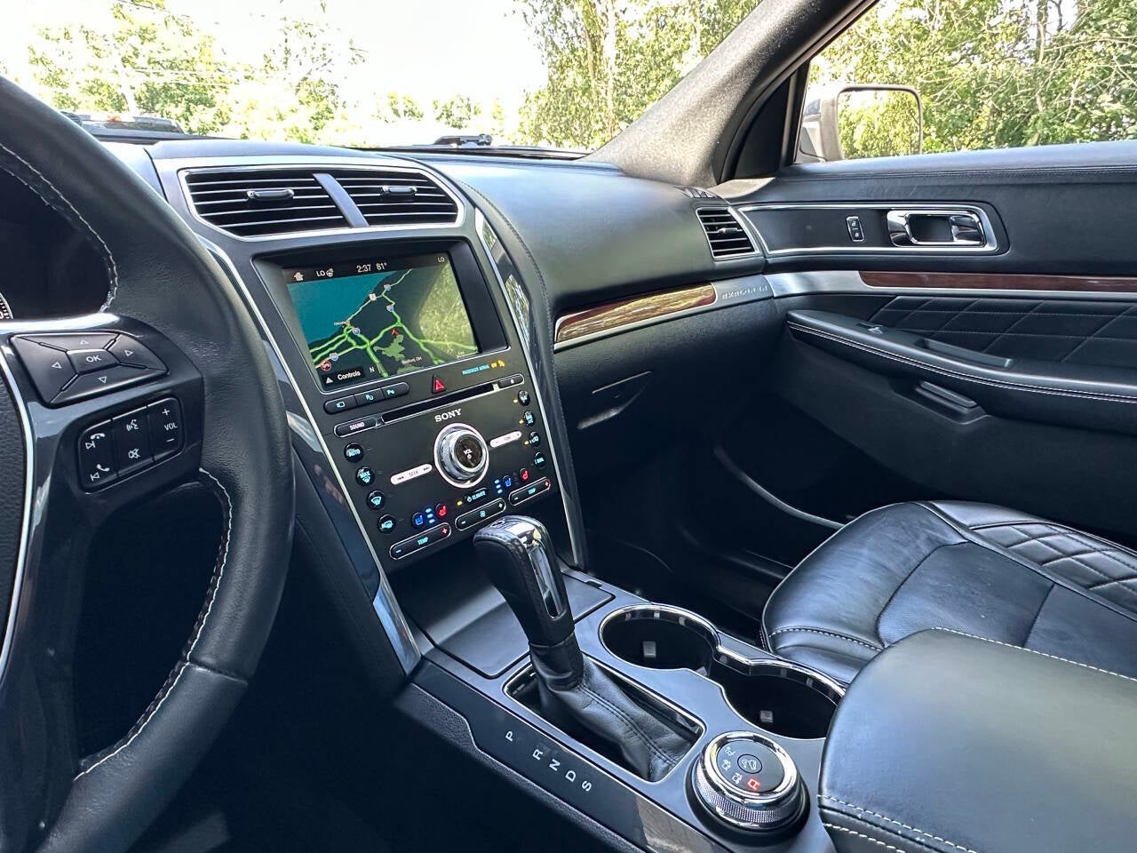 2018 Ford Explorer Platinum AWD 4dr SUV