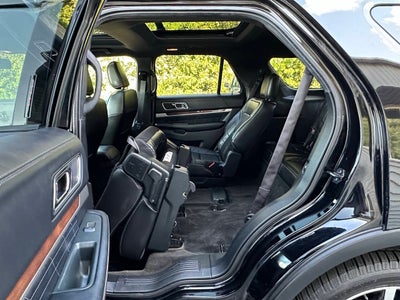 2018 Ford Explorer Platinum AWD 4dr SUV