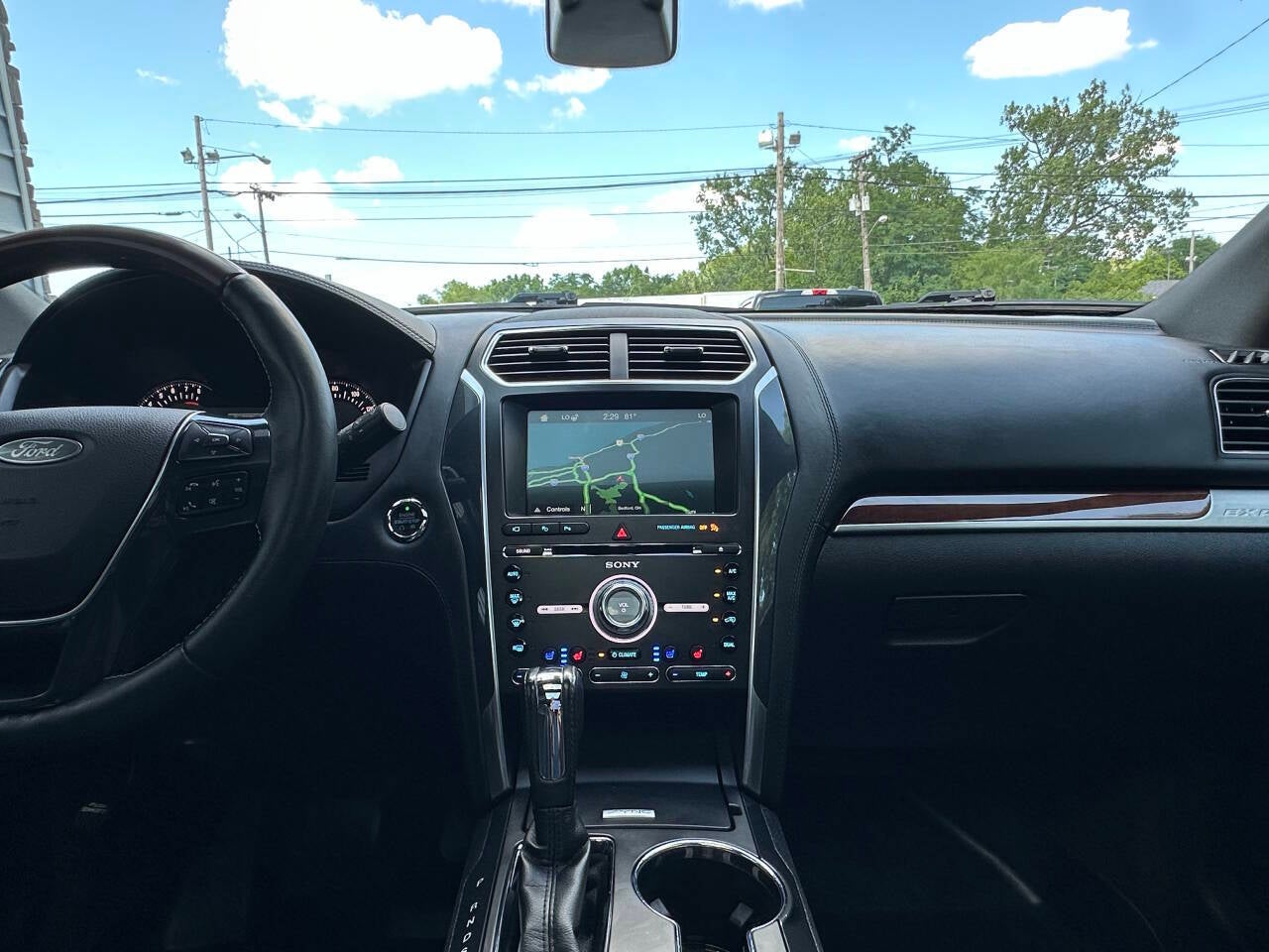 2018 Ford Explorer Platinum AWD 4dr SUV