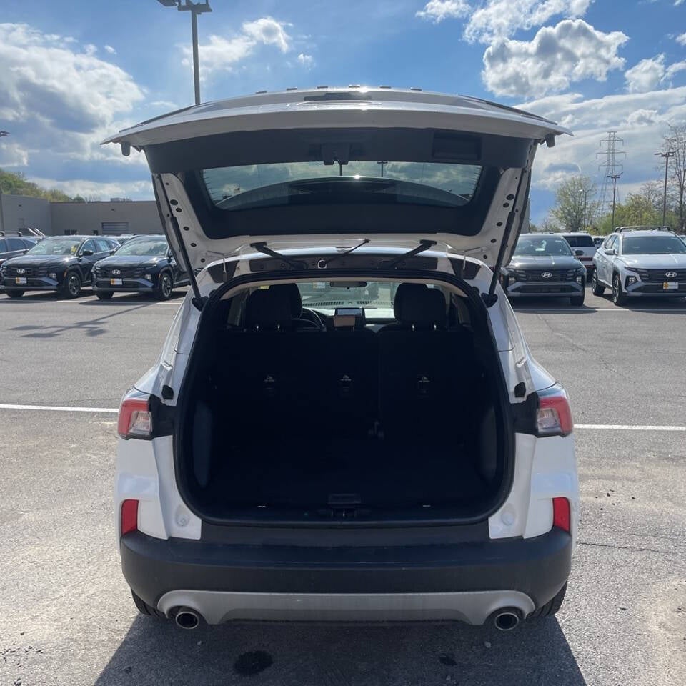 2020 Ford Escape SE AWD 4dr SUV