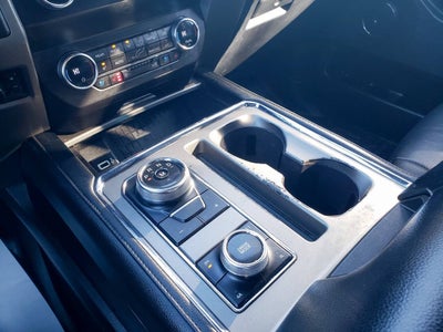 2019 Ford Expedition MAX XLT 4x4 4dr SUV