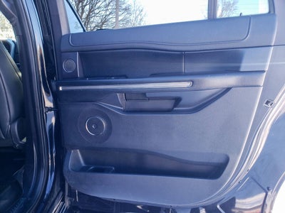 2019 Ford Expedition MAX XLT 4x4 4dr SUV