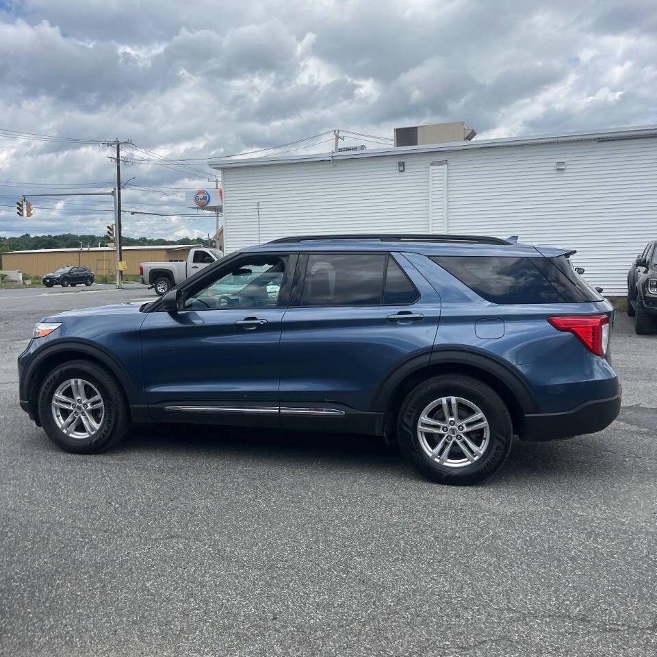 2020 Ford Explorer XLT AWD 4dr SUV