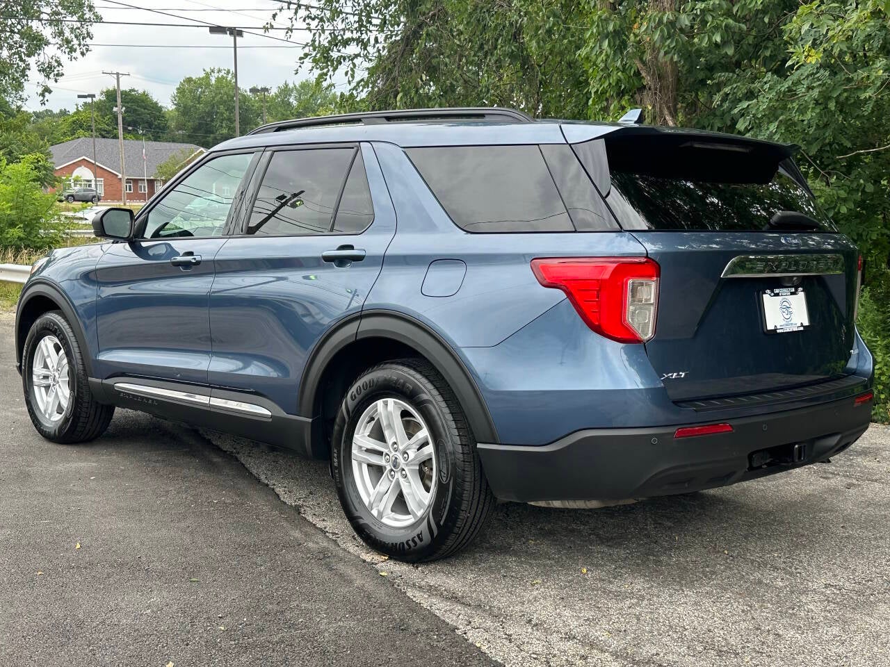 2020 Ford Explorer XLT AWD 4dr SUV