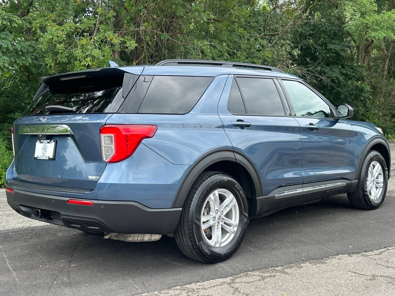 2020 Ford Explorer XLT AWD 4dr SUV